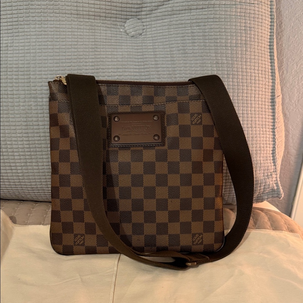 Authentic Crossbody/sling bag Ebene Damier